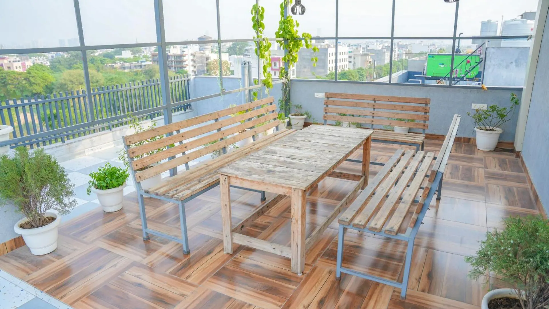 Hotel Serviced Luxury Suites With Kitchenette & Balcony At Sector 45 Gurgaon